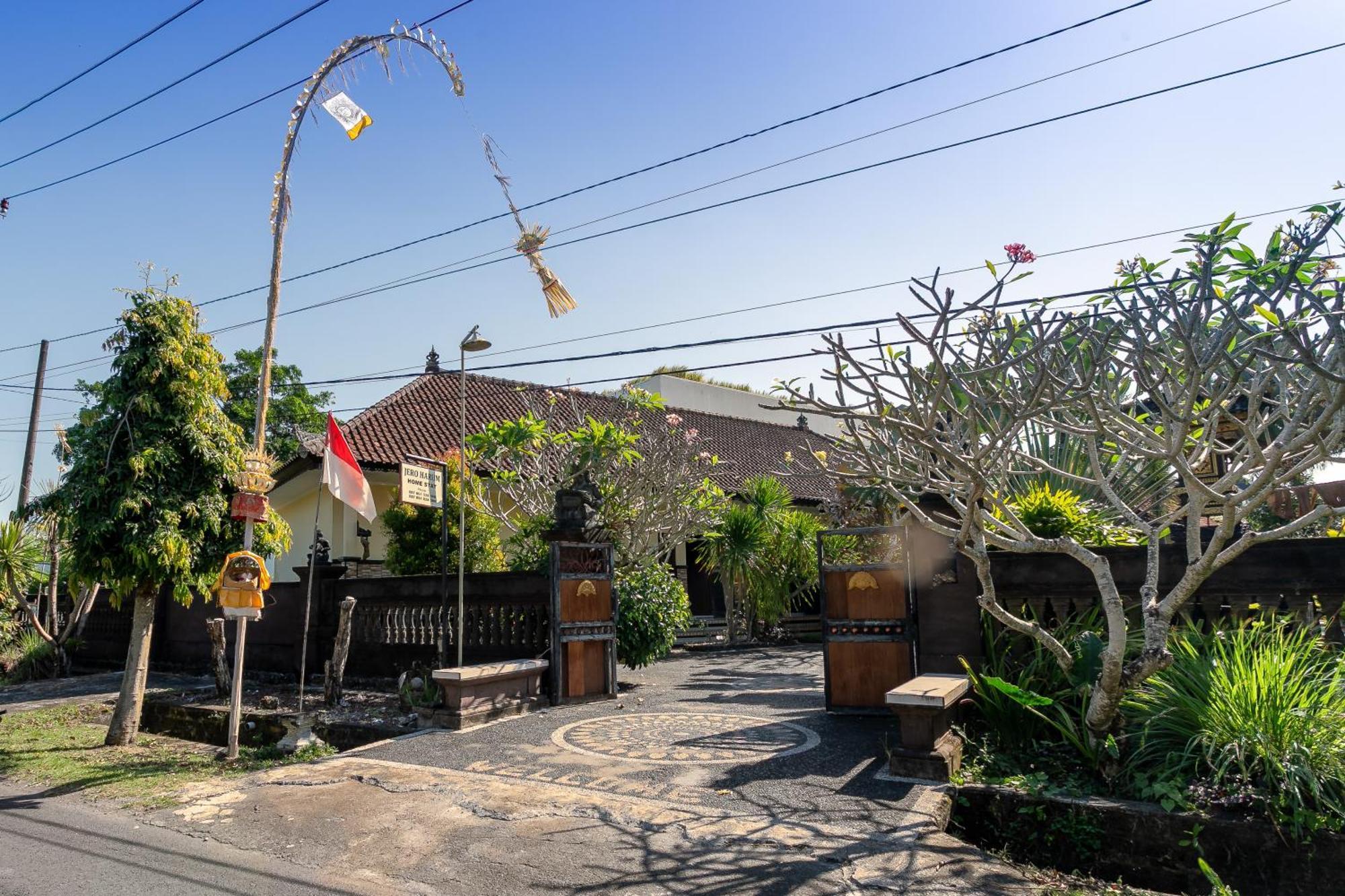 Jero Harum Homestay Krambitan Екстериор снимка